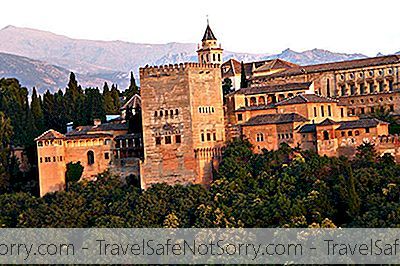 格拉纳达要做的事情：中世纪建筑的西班牙首都